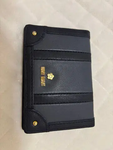 MARY QUANT 플라워 모티브 카드 케이스