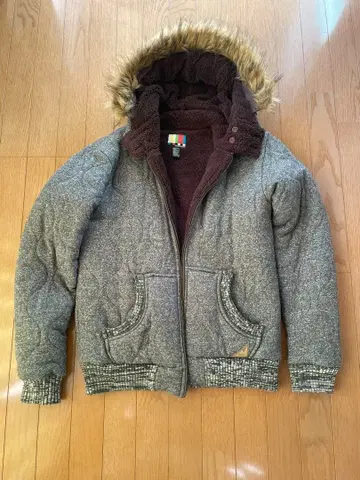 그레이 퀼팅 자켓 퍼 포함