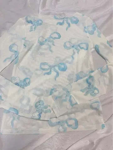 poppy 스카이블루 리본 시스루 크루넥 상의