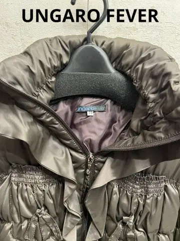UNGARO FEVER 프릴 장식 다운 자켓 40