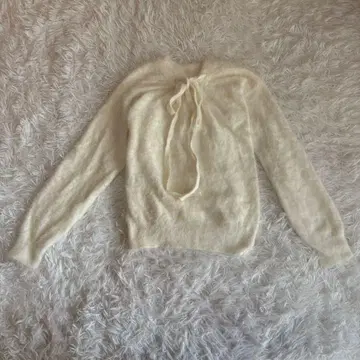 MAJESTIC LEGON 여성용 긴팔 니트 F 크림색 복슬복슬