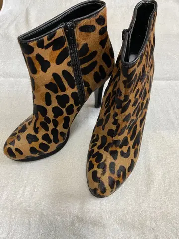 [ DIANA ] 다이애나 송치 레오파드 힐 부티 24