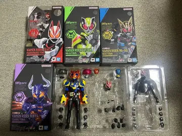 가면라이더 기츠 아츠 세트