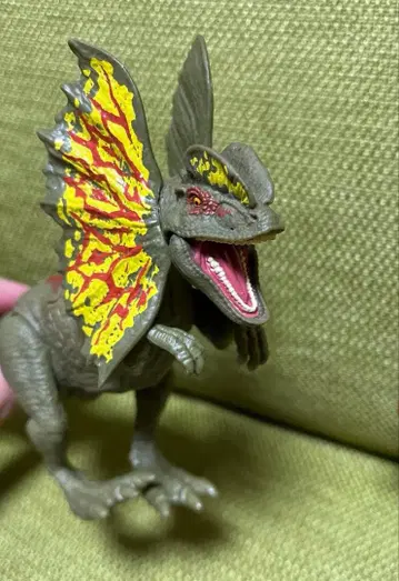 마텔 공룡 딜로포사우루스 벨로키랍토르