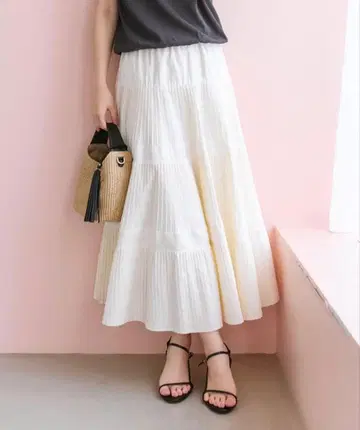[새상품급] 3단 캉캉 스커트 아이보리 36 라부티크봉봉