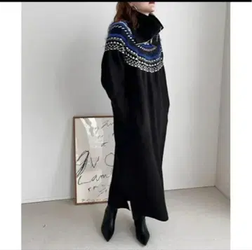 가격 인하. 미사용 ZIP 칼라 니트 원피스