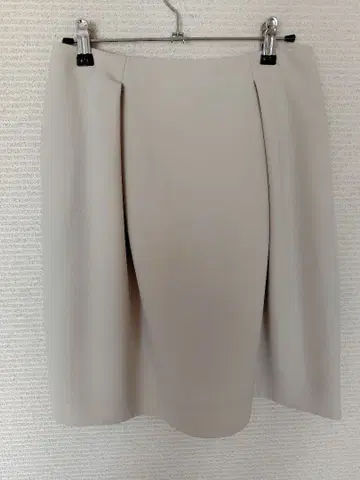 FOXY NEW YORK 베이지 타이트 스커트 40