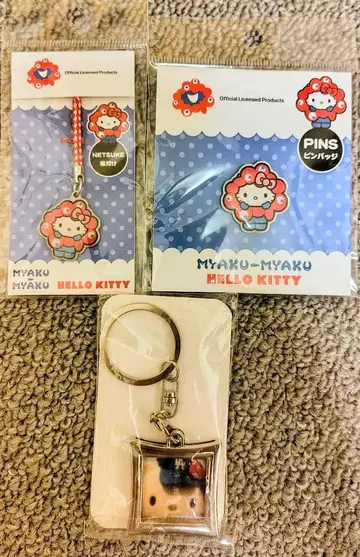 헬로키티 미야쿠미야쿠 핀 배지 스트랩 키링 덤 세트