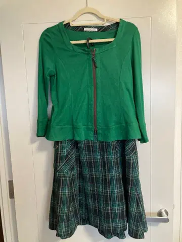 Lover's Birthday 셋업 그린