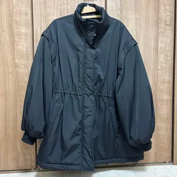 블랙 다운 자켓