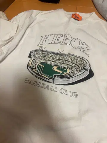 Keboz 스타디움 디자인 T셔츠 M 사이즈