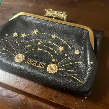 안나수이 블랙 접이식 지갑