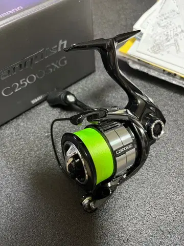 시마노 23 뱅퀴시 C2500S XG 스피닝 릴
