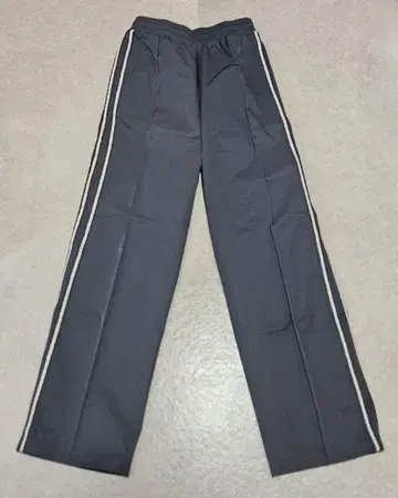 miette 스가누마 유리 콜라보 사이드 라인 트랙 팬츠