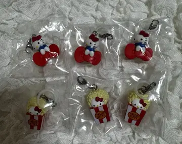 헬로키티 아메리칸 디자인 메지루시 액세서리