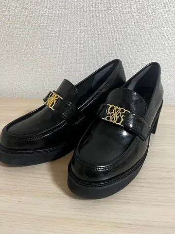 1회 사용 RANDA 란다 모노그램 벨트 볼륨 로퍼