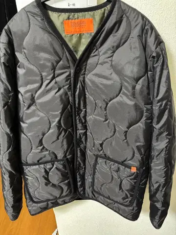 UNIVERSAL OVERALL 퀼팅 자켓 블랙