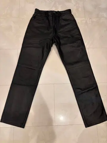 Paul Smith 블랙 가죽 팬츠 28 사이즈 가죽 팬츠