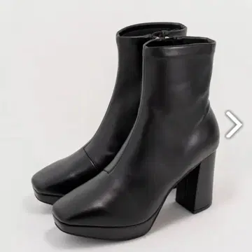 RANDA 란다 스트레치 청키힐 숏부츠 / 블랙 L