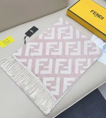 로고 머플러 핑크/화이트