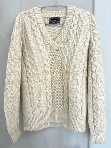 구제 의류 STANDUN 울 100% 아란 니트 M 사이즈 V넥 스웨터