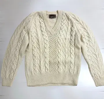 구제 의류 STANDUN 울 100% 아란 니트 M 사이즈 V넥 스웨터