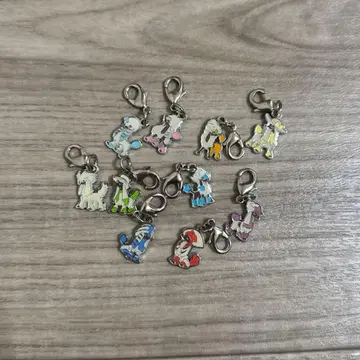 포켓몬 센터 전국도감 메탈 참 676 트리미앙