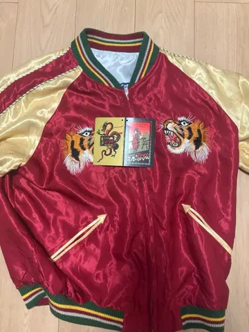 테일러 토요 수베니어 자켓 이글 x 블루 타이거 블루노 마즈