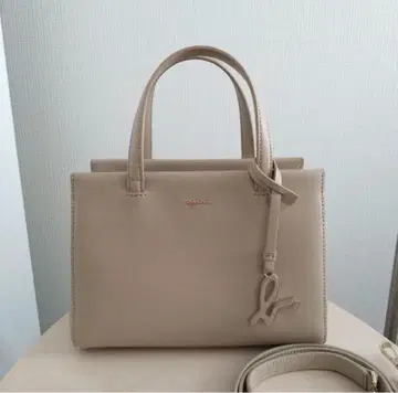 아네스베 핸드백 (숄더 스트랩 포함) 베이지