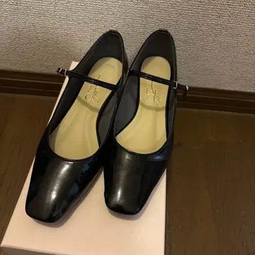 컨디션 최상 루 타론 스퀘어 멜리 제인 펌프스 블랙 23.5cm