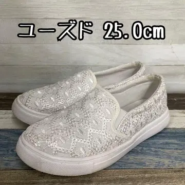 유즈드 25.0cm 화이트 계열 레이스 디자인 슬립온 c258