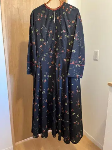 [ CLANE 클라네 ] 플라워 핀턱 원피스