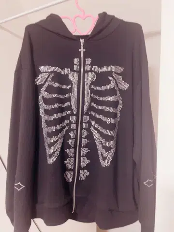 하울즈 Hauls 후드티 뼈 큐빅