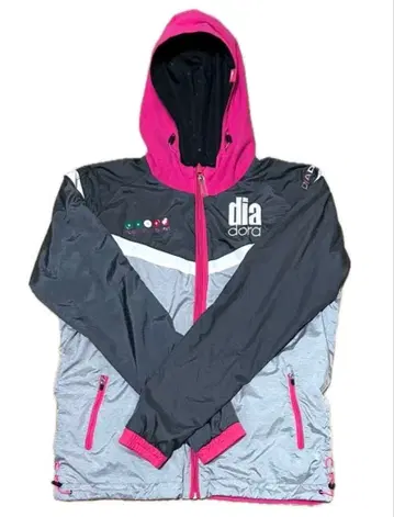 새상품급 디아도라 리버서블 자켓 후드티