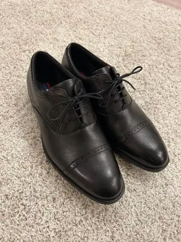 텍시 럭스 블랙 드레스 슈즈