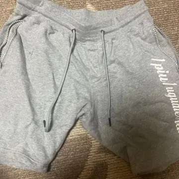 1PIU1UGUALE3 RELAX 그레이 숏팬츠