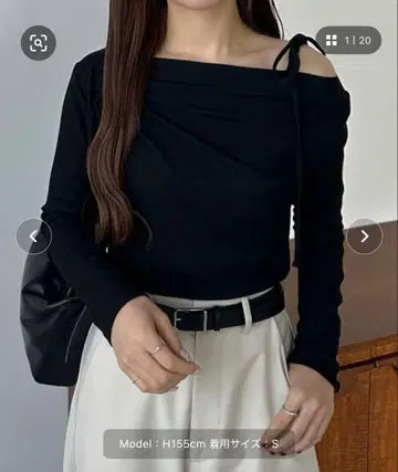 리본 포함 오프숄더 긴팔 티셔츠 M 블랙