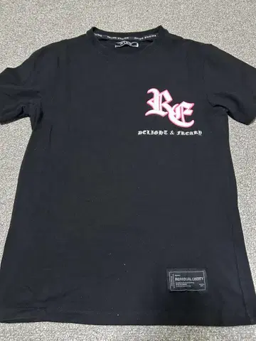 아담스 저글러 자수 T셔츠 레어