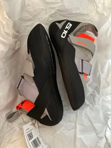 Five Ten:Kirigami 새상품 클라이밍 신발 22.5cm