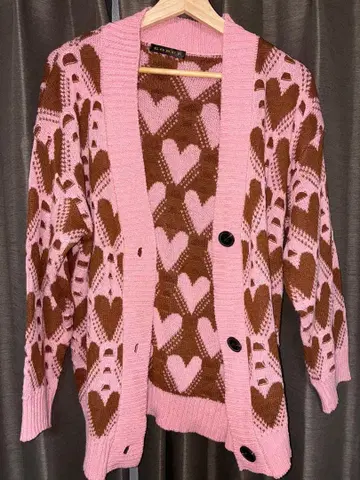 미사용 새상품!! 하트 무늬 니트 가디건
