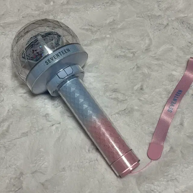 세븐틴 캐럿봉 뉴뉴뉴럿봉 10주년 응원봉 양도합니다