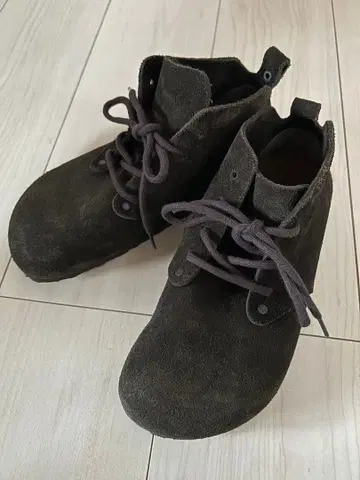 버켄스탁 24.5 댄디 스웨이드 다크 브라운