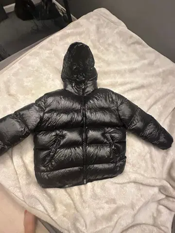 ZARA 후드 부착 블랙 다운 자켓