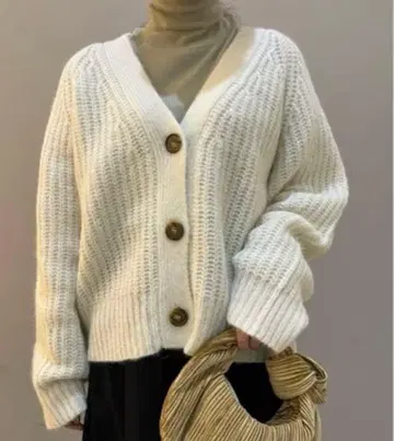 미라 오웬 스코치 단추 알파카 혼방 립 니트 가디건