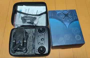 드론 본체와 리모컨 수납 케이스 포함