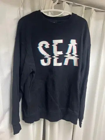 윈드앤씨 블랙 맨투맨 L