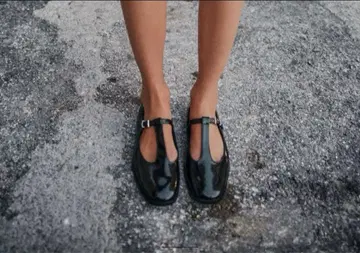 ZARA 스트랩 플랫슈즈