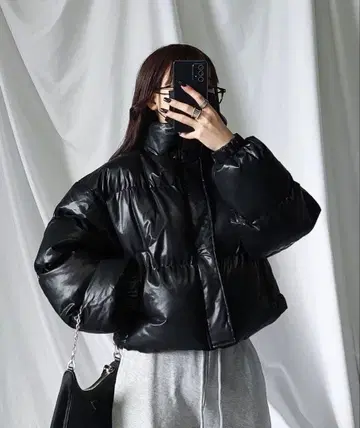 인조 가죽 숏 퍼 다운 재킷