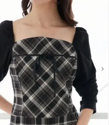 [ 선착순 ] 도킹 플리츠 미니 원피스