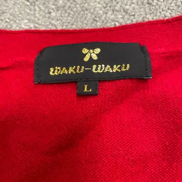 미사용 새상품 WAKU-WAKU 캐시미어 100% 가디건 L 빨간색